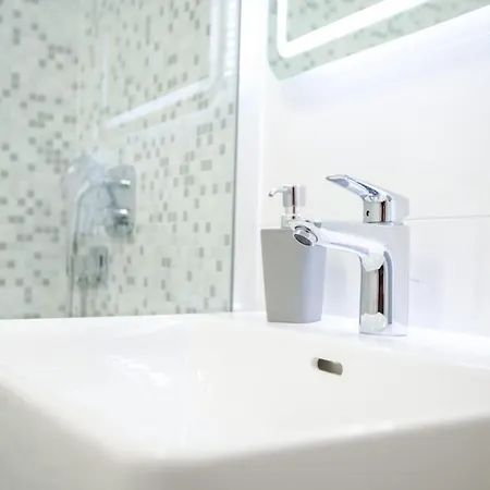 Lions Luxury Penzion Split