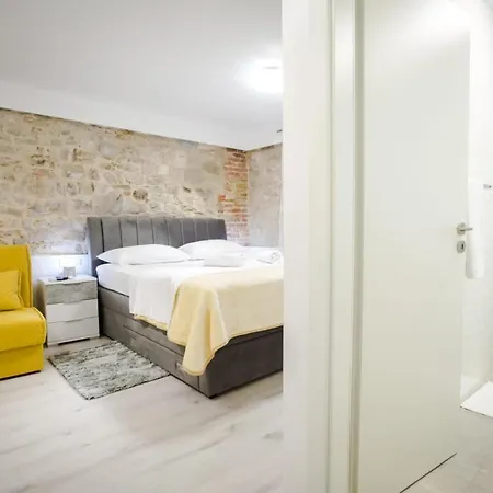 Lions Luxury 4* Split